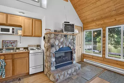 W1049 Cottage Road, Brodhead, WI 53520 - Photo 11