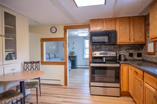 413 Jackson St, Mauston, WI 53948 - Photo 5