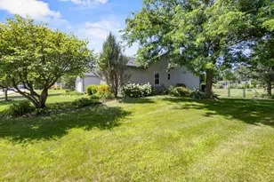 165 Deer Run Dr, Fall River, WI 53932 - Photo 65
