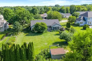 165 Deer Run Dr, Fall River, WI 53932 - Photo 71