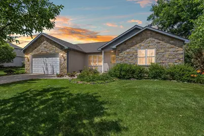 165 Deer Run Drive, Fall River, WI 53932 - Photo 3