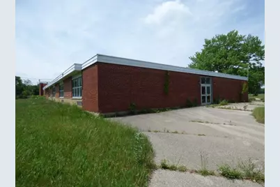 11247 S Merlet Road, Beloit, WI 53511 - Photo 5