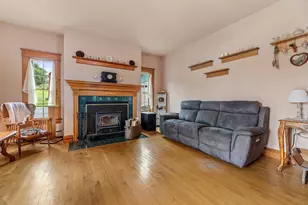 33606 Owl Ave, Elroy, WI 53929 - Photo 5