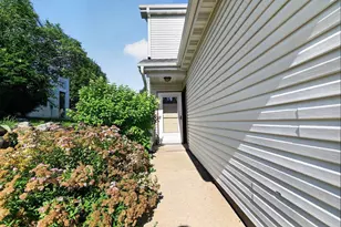 952 Rockefeller Ln, Madison, WI 53704 - Photo 27
