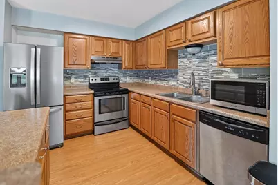952 Rockefeller Lane, Madison, WI 53704 - Photo 11