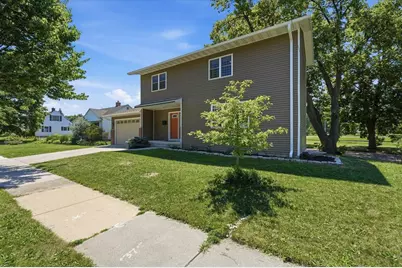 3617 Dennett Drive, Madison, WI 53714 - Photo 5