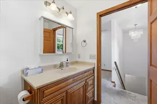 3617 Dennett Dr, Madison, WI 53714 - Photo 35
