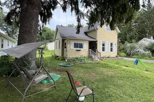 611 9th St, Baraboo, WI 53913 - Photo 33
