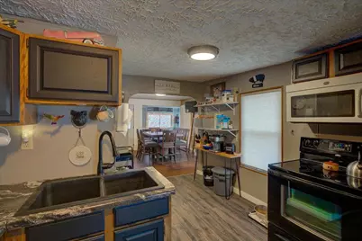 611 9th Street, Baraboo, WI 53913 - Photo 11