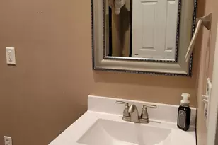 611 9th St, Baraboo, WI 53913 - Photo 19
