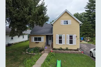 611 9th Street, Baraboo, WI 53913 - Photo 1