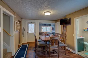 611 9th St, Baraboo, WI 53913 - Photo 7