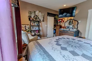 611 9th St, Baraboo, WI 53913 - Photo 17