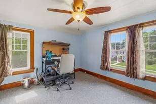 221 E 3rd St, Beaver Dam, WI 53916 - Photo 25