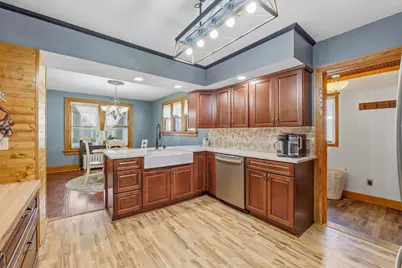221 E Third Street, Beaver Dam, WI 53916 - Photo 5