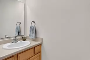 1305 Dewberry Dr, Madison, WI 53719 - Photo 13