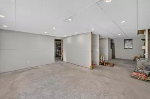 1305 Dewberry Dr, Madison, WI 53719 - Photo 23