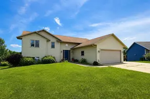23 Jaz Cir, Reedsburg, WI 53959 - Photo 31