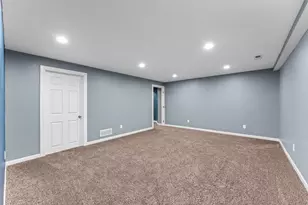 5911 E Open Meadow, Mcfarland, WI 53558 - Photo 13