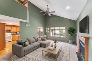 5911 E Open Meadow, Mcfarland, WI 53558 - Photo 7