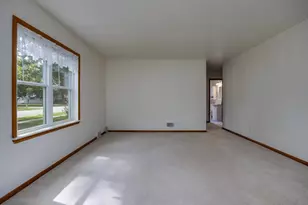 1442 S Marion Ave, Janesville, WI 53546 - Photo 5
