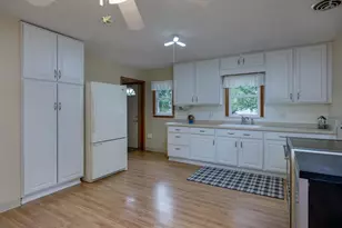 1442 S Marion Ave, Janesville, WI 53546 - Photo 9