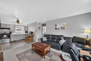 2837 Coolidge St, Madison, WI 53704 - Photo 3