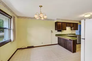 618 Jefferson St, DeForest, WI 53532 - Photo 17