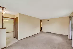 618 Jefferson St, DeForest, WI 53532 - Photo 13
