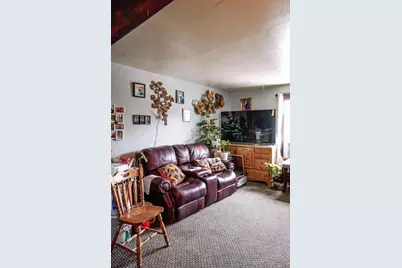 430 E James Street, Columbus, WI 53925 - Photo 11