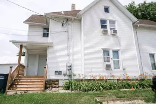 430 E James St, Columbus, WI 53925 - Photo 5