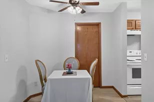 2850 Cimarron Trail, Madison, WI 53719 - Photo 15