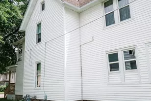 430 E James St, Columbus, WI 53925 - Photo 17