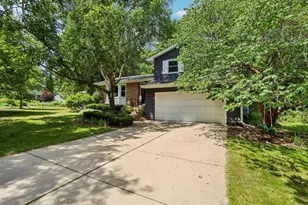 1130 Chapel Hill Rd, Madison, WI 53711 - Photo 3