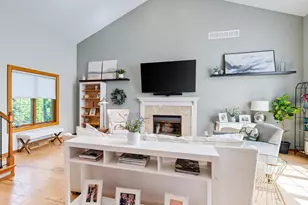 1905 Manchester Crossing, Waunakee, WI 53597 - Photo 21