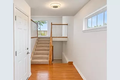 6582 Kristines Way, South Beloit, IL 61080 - Photo 5