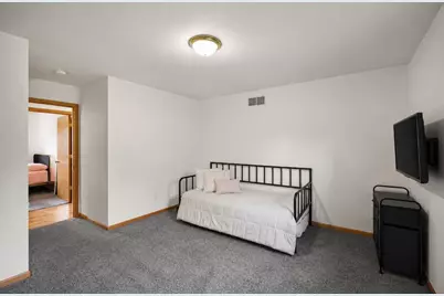 413 Morningside Drive, Deerfield, WI 53531 - Photo 7