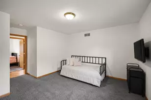 413 Morningside Dr, Deerfield, WI 53531 - Photo 7