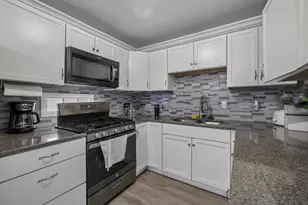 214 Acewood Blvd, Madison, WI 53714 - Photo 9