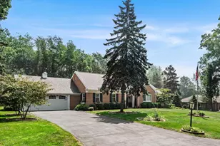 N5623 Lac Verde Cir, Green Lake, WI 54941 - Photo 3