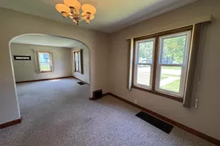 971 Metomen St, Ripon, WI 54971 - Photo 9