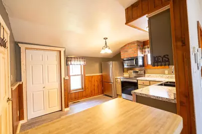 510 S Franklin Street, Janesville, WI 53548 - Photo 3