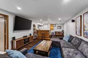 2705 Whitlock Rd, Madison, WI 53719 - Photo 5