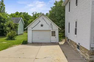 107 South St, La Valle, WI 53941 - Photo 45
