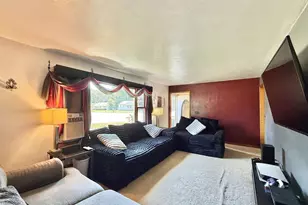 1831 Janie Ln, Beloit, WI 53511 - Photo 5