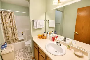 726 Kensington Square, Stoughton, WI 53589 - Photo 15