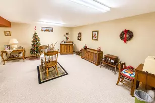 726 Kensington Square, Stoughton, WI 53589 - Photo 19