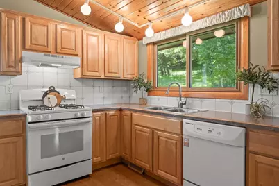 1136 2nd Street, Baraboo, WI 53913 - Photo 11