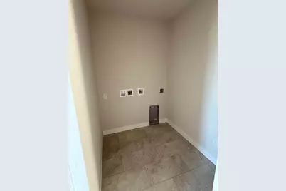 L13 Divine Street, Madison, WI 53718 - Photo 17