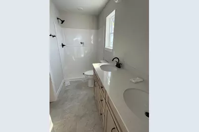 L13 Divine Street, Madison, WI 53718 - Photo 15
